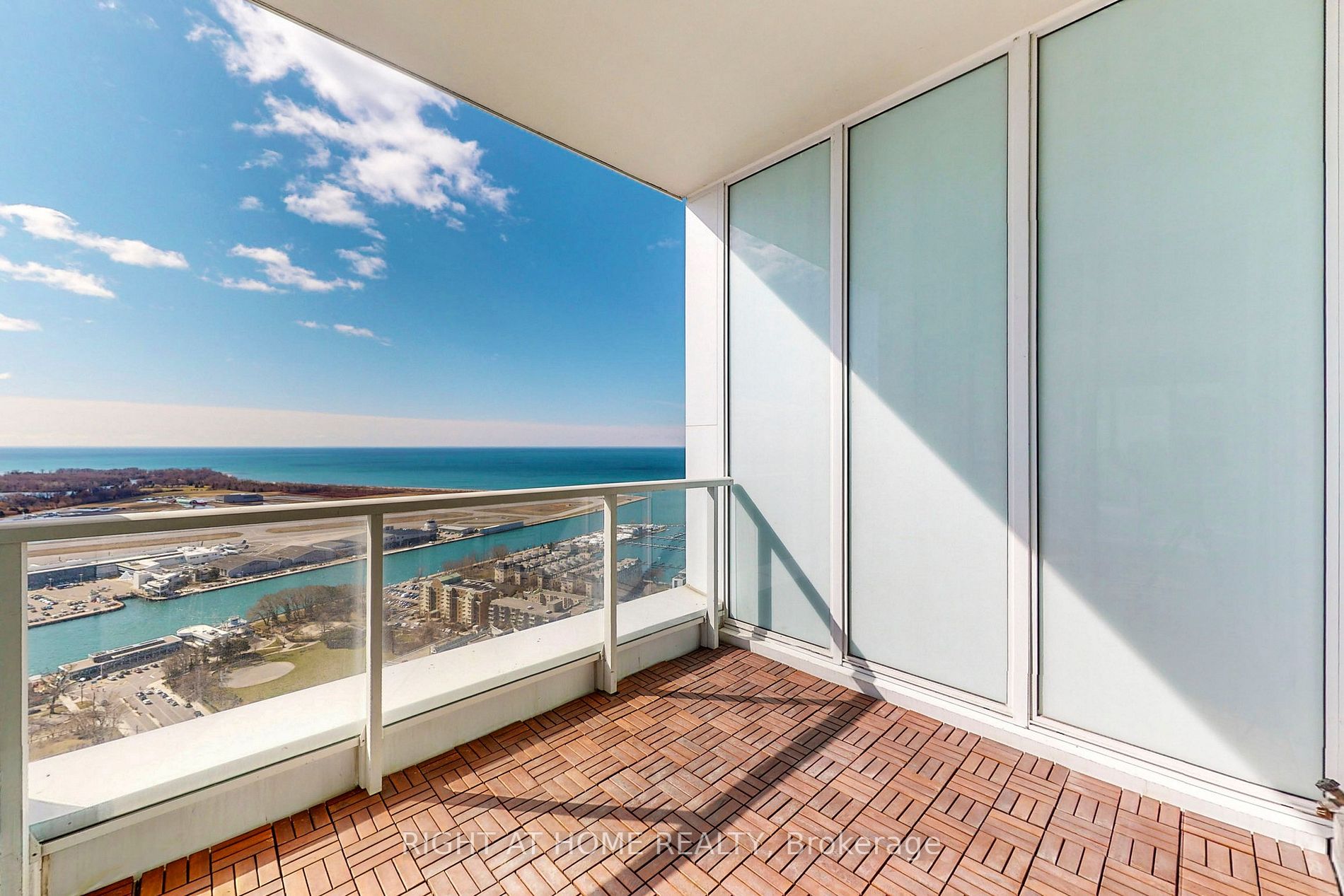 17 Bathurst St, #Ph02