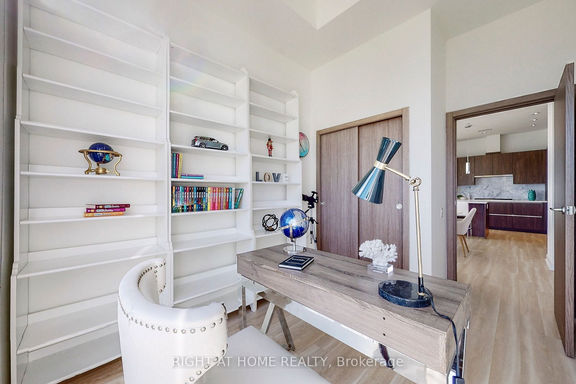 17 Bathurst St, #Ph02