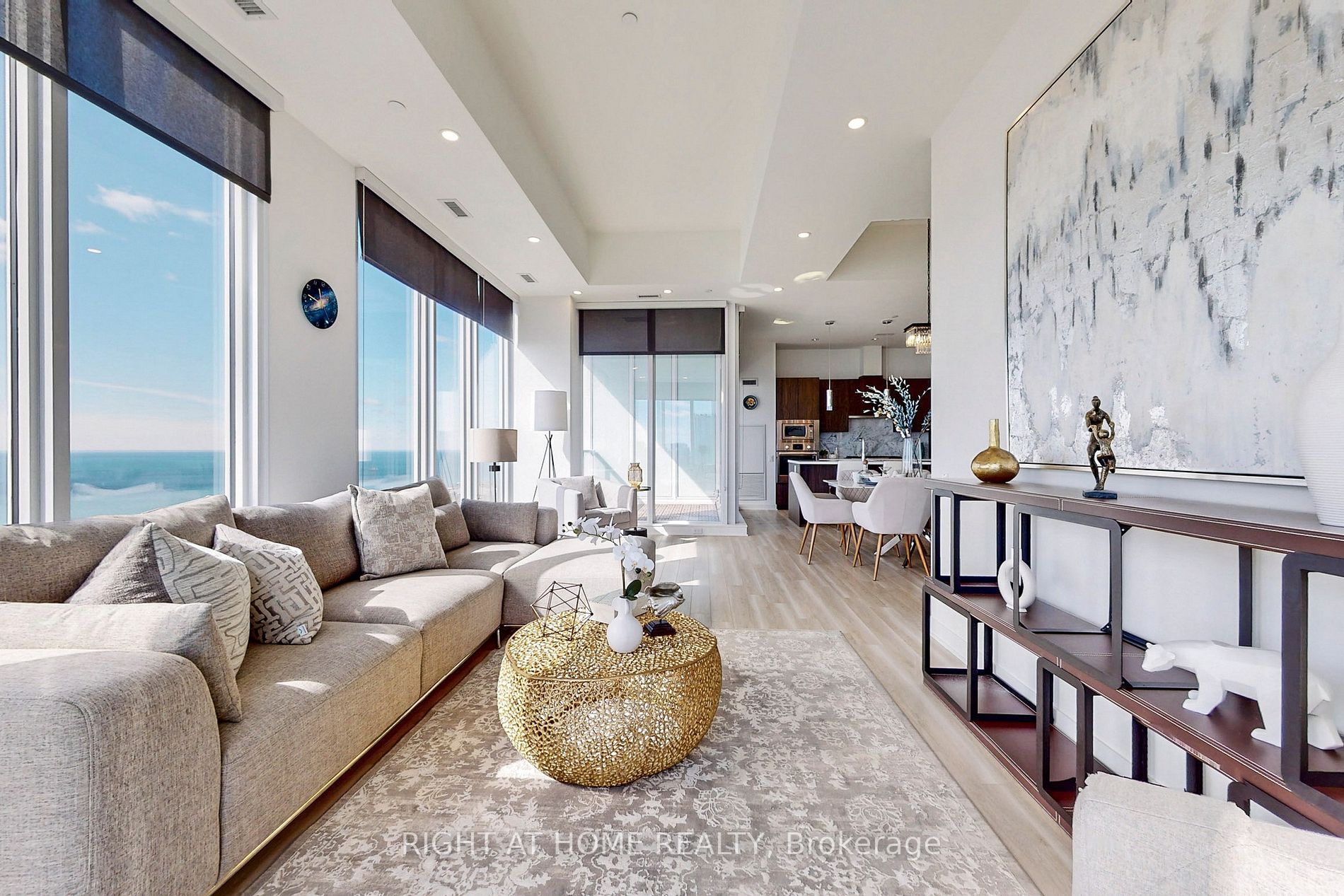 17 Bathurst St, #Ph02