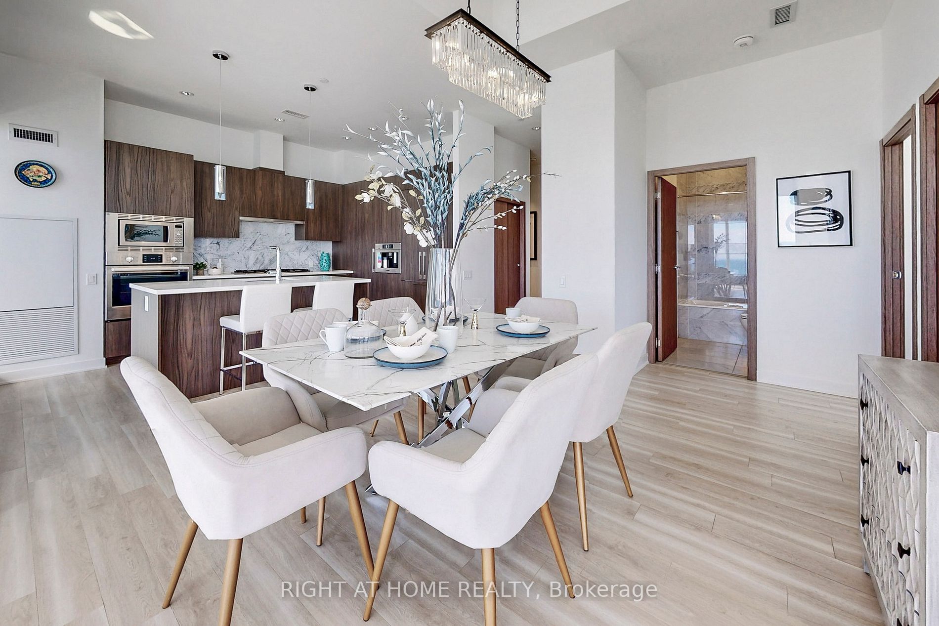 17 Bathurst St, #Ph02