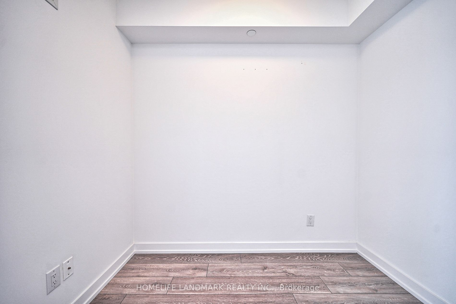 159 Wellesley St E, #1207