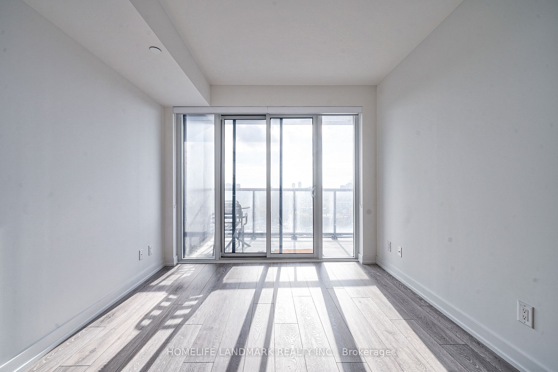 159 Wellesley St E, #1207