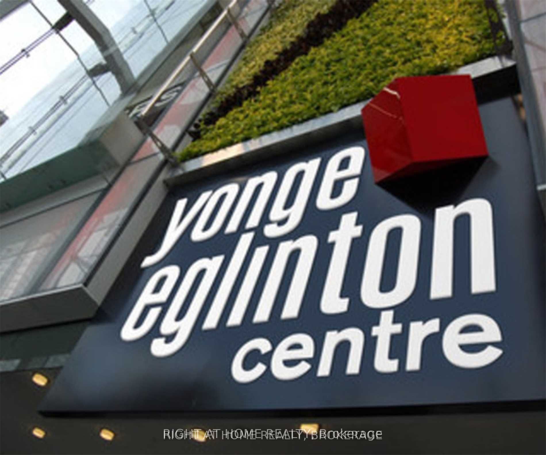 2300 Yonge St, #C002