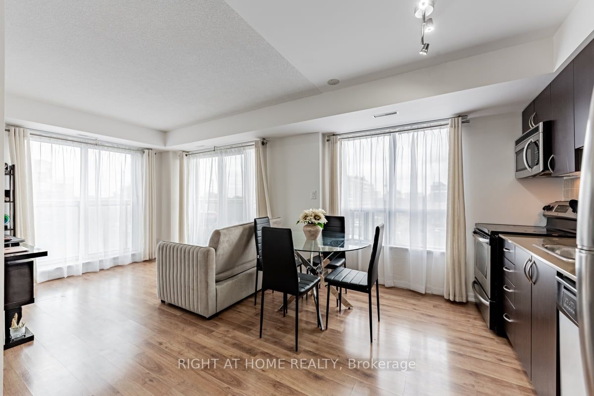 801 Sheppard Ave W, #502