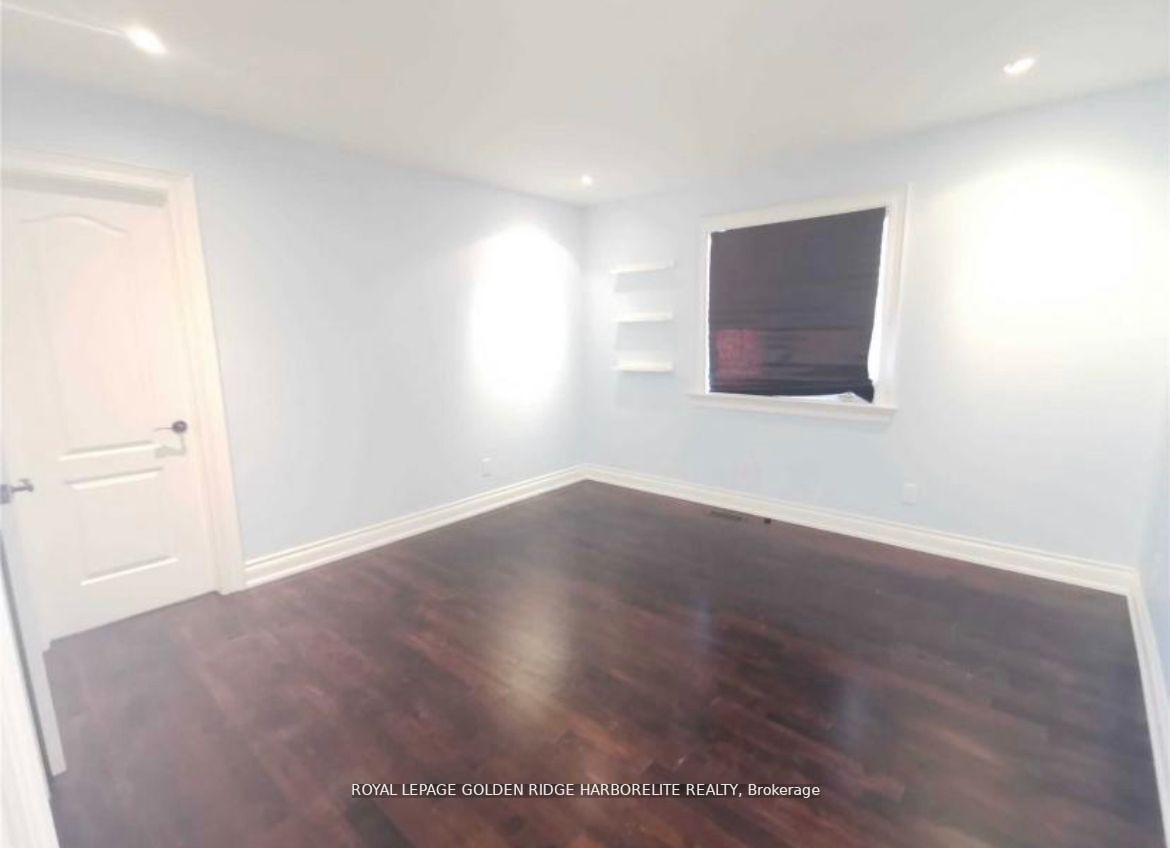 349 Douglas Ave