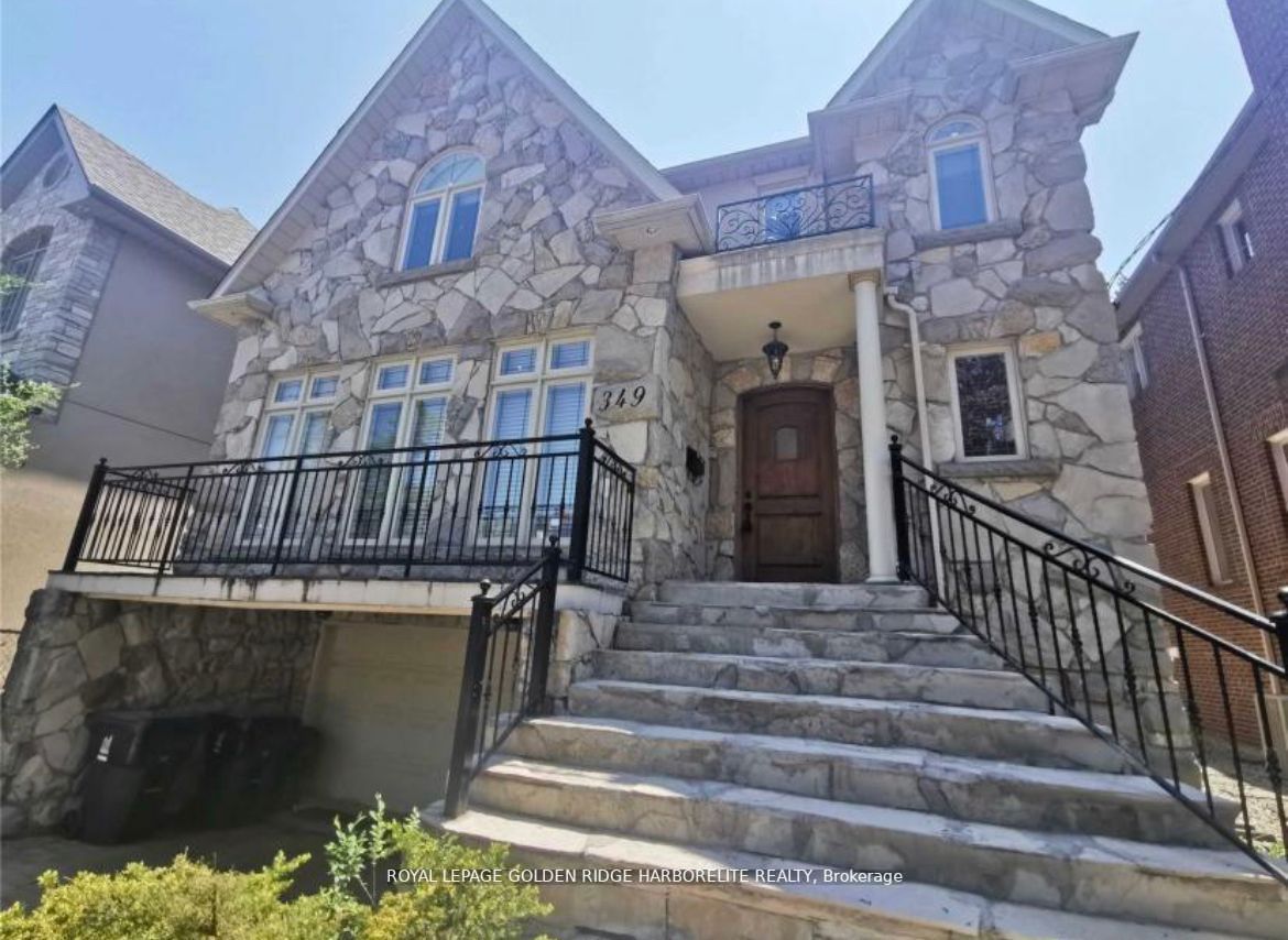 349 Douglas Ave