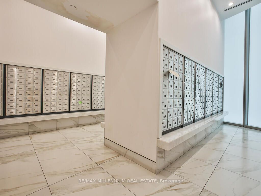 14 York Street #2804