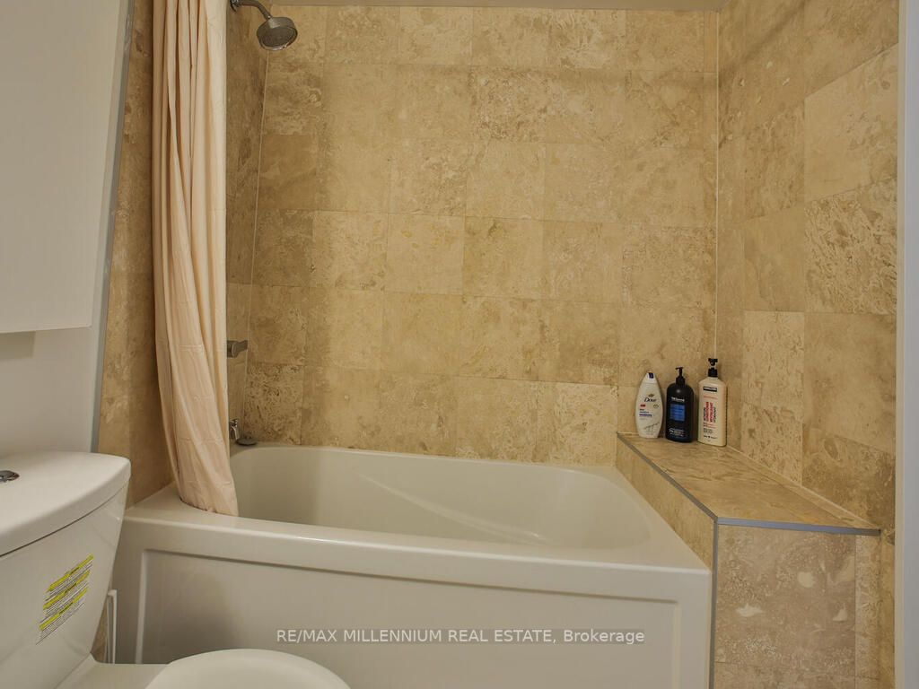 14 York Street #2804