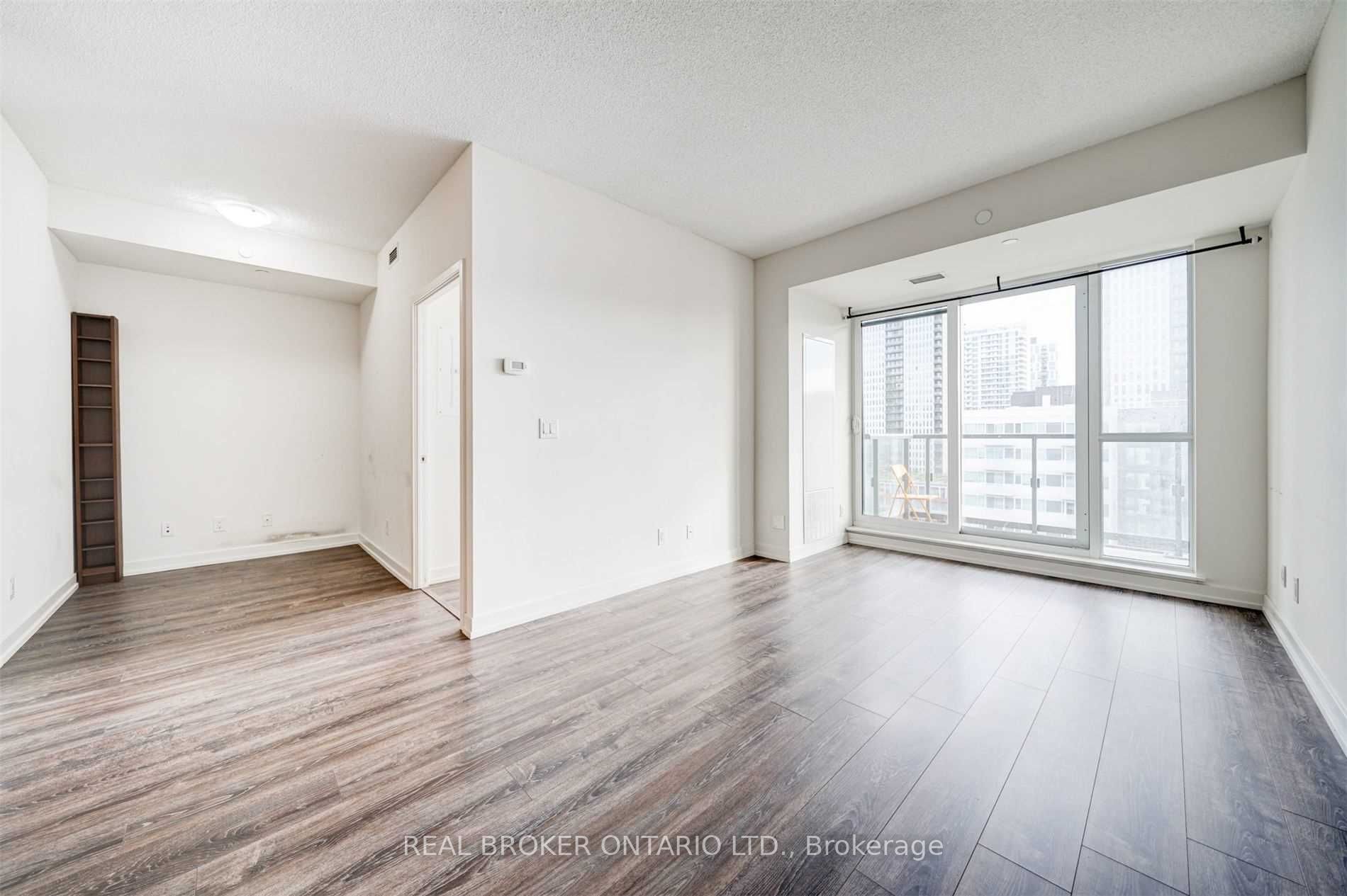 200 Sackville St, #911