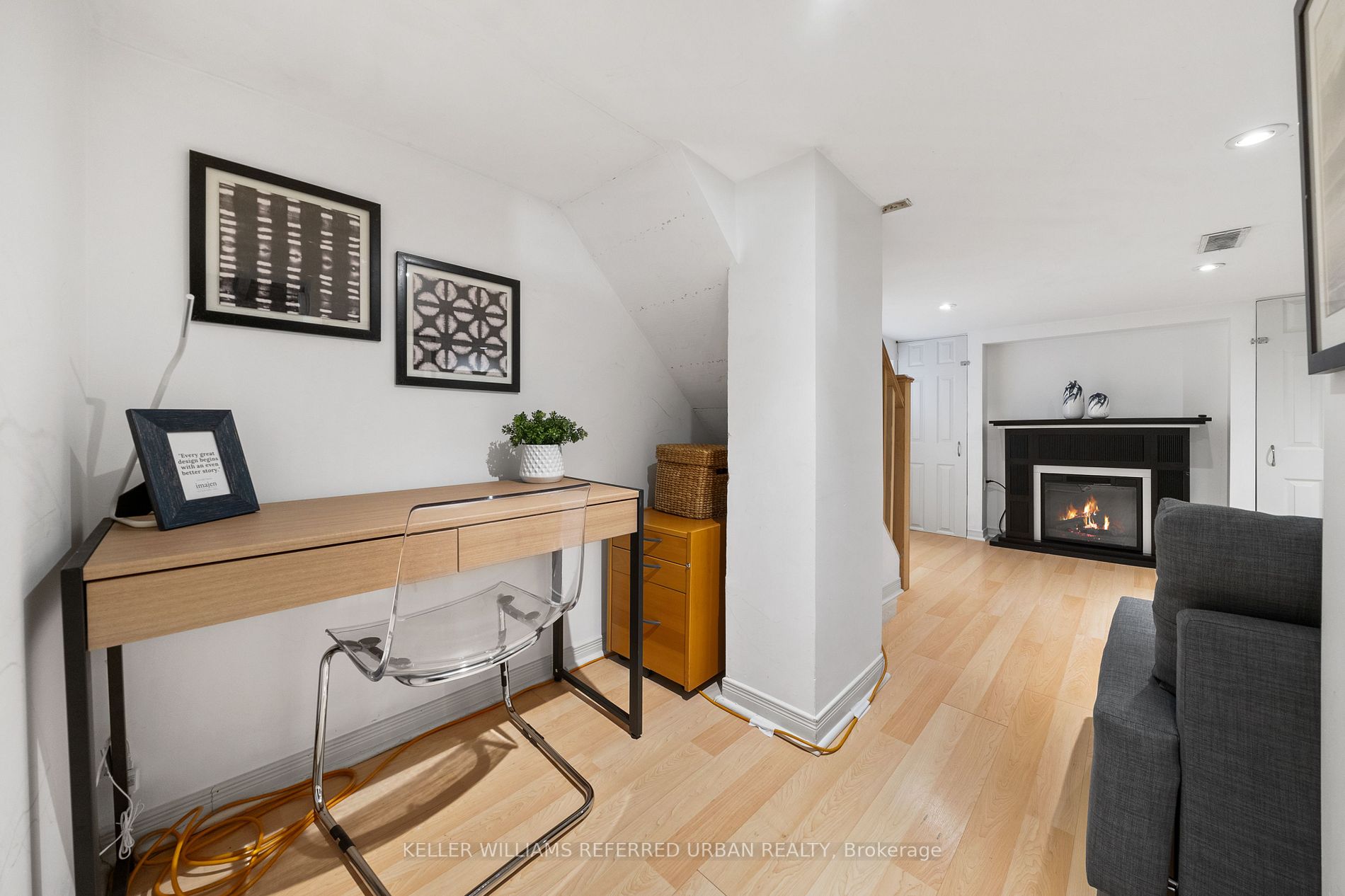 208 Winnett Avenue