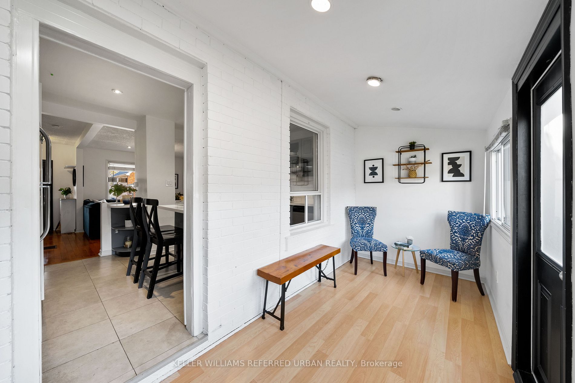 208 Winnett Avenue