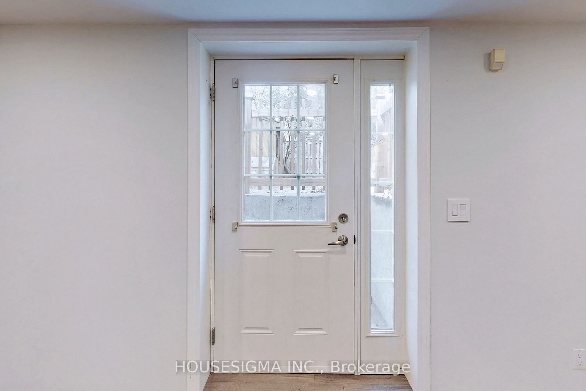 116 Cranbrooke Ave, #Lower