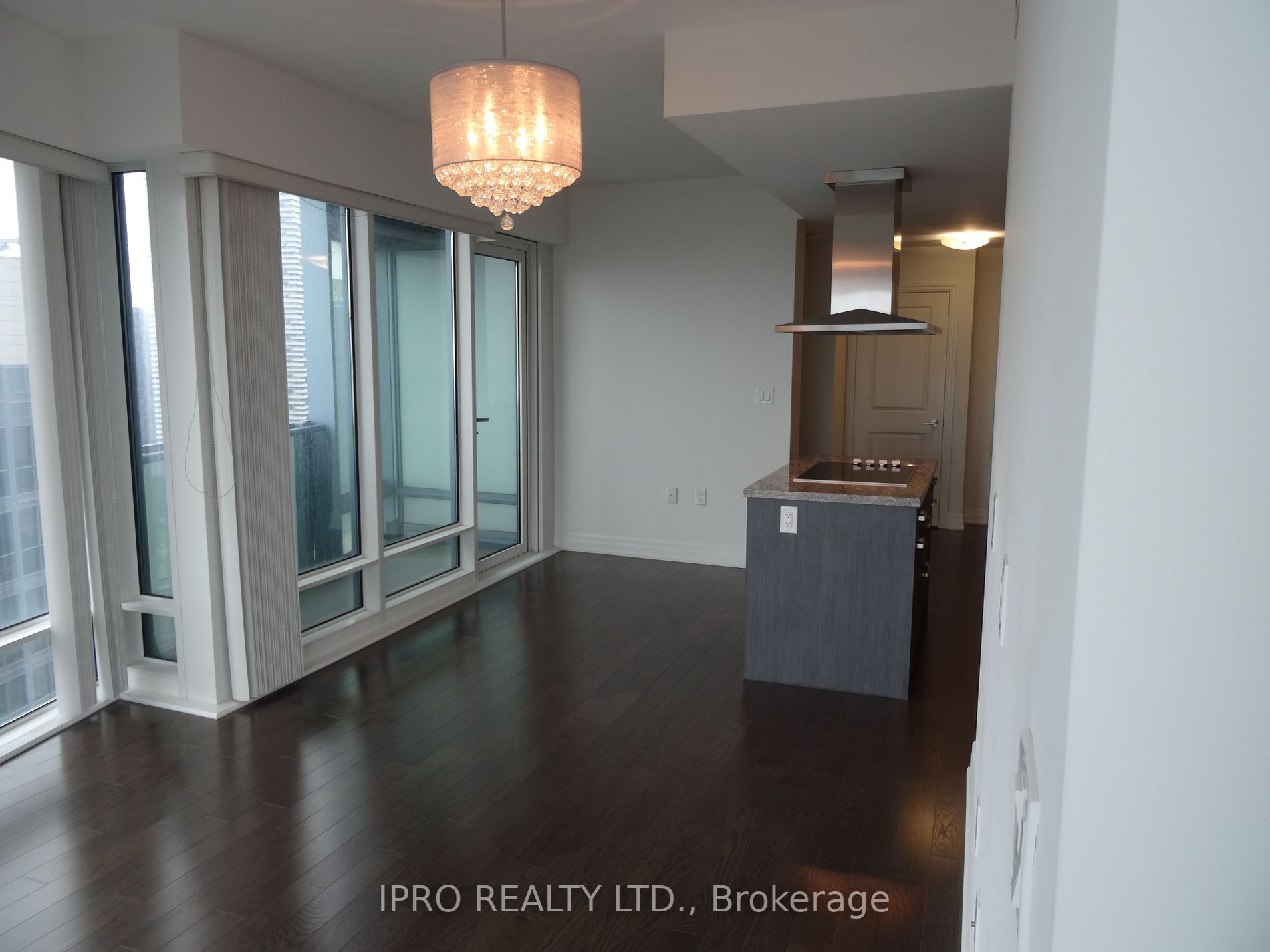 8 The Esplanade, #3711