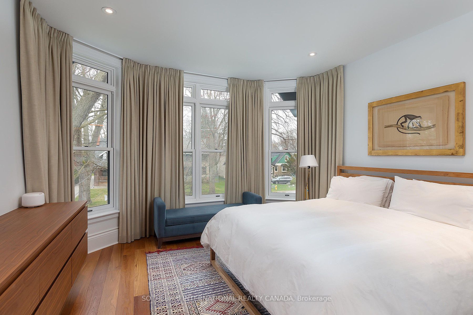 151 Blythwood Rd