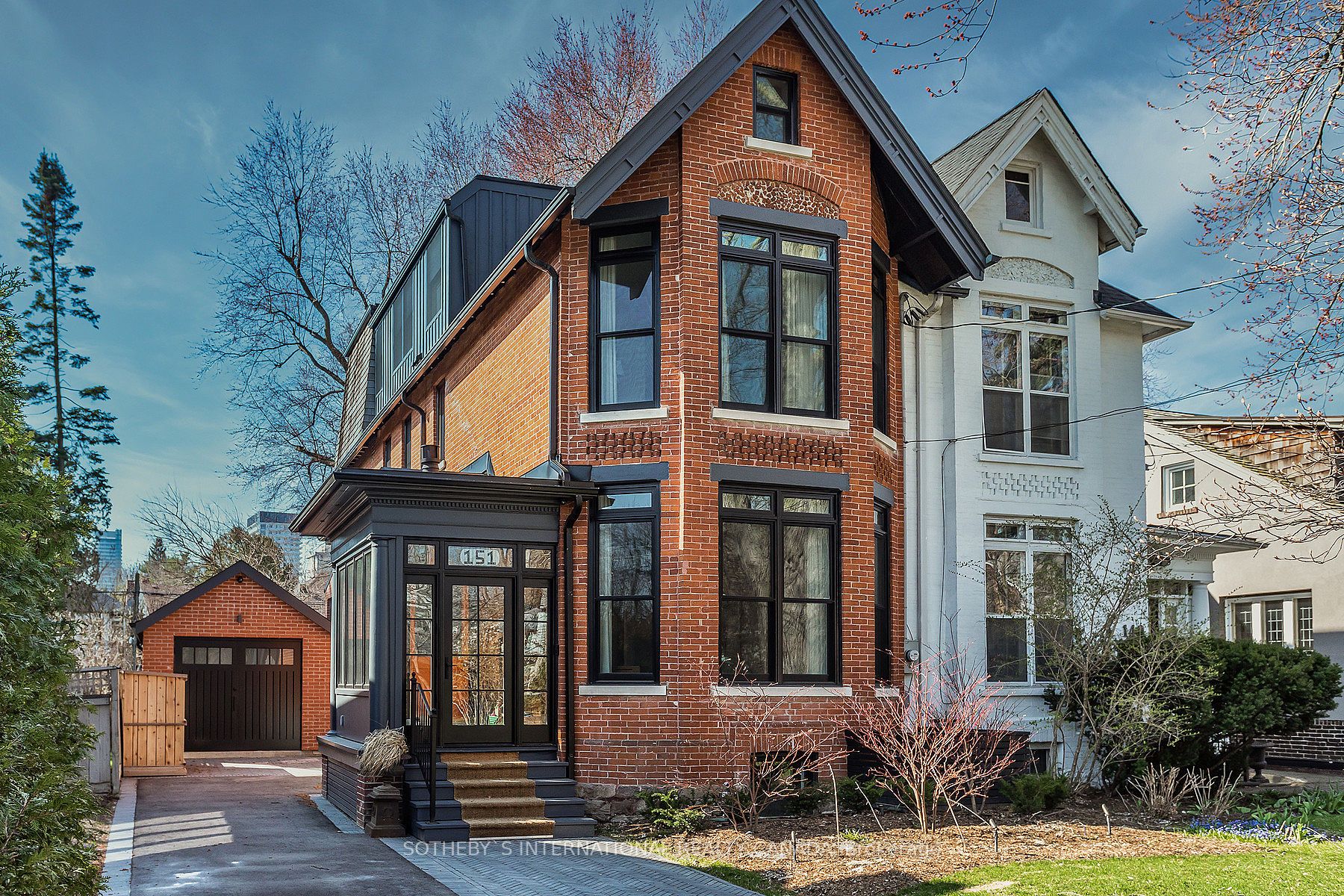 151 Blythwood Rd