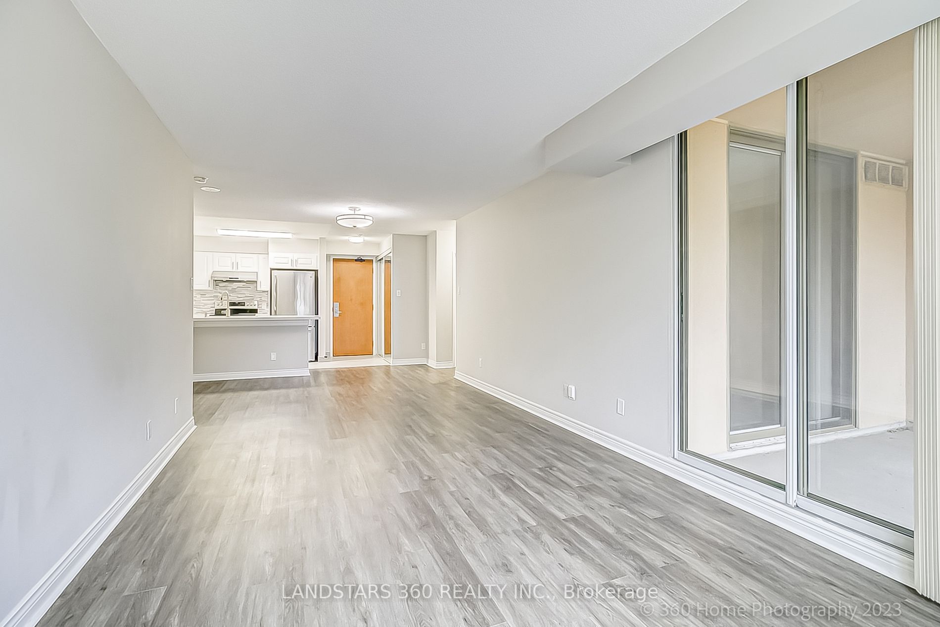 256 Doris Ave, #206