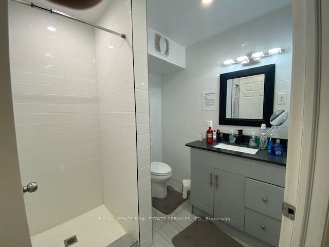 206 Carlton St, #B104
