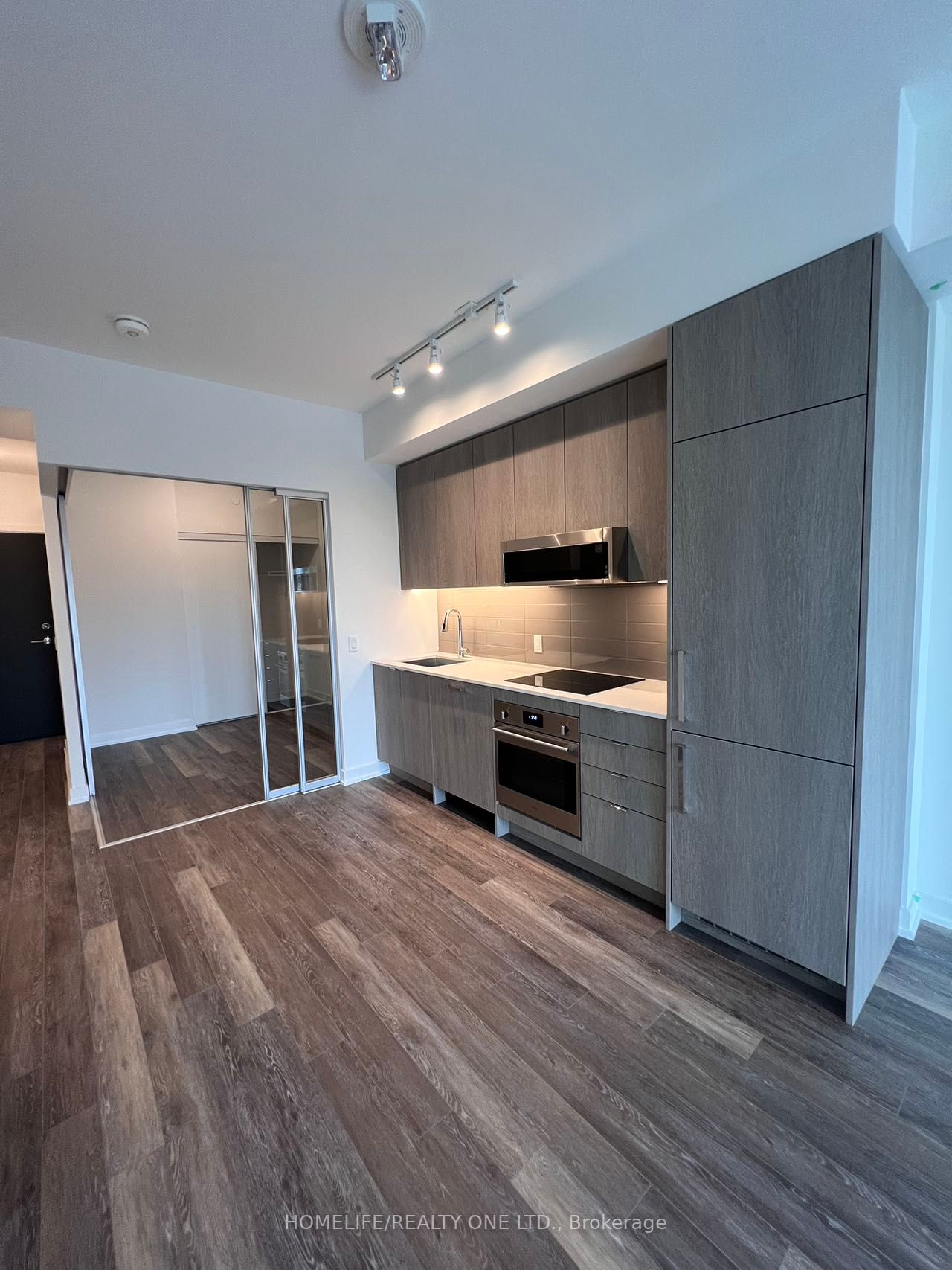 250 Lawrence Ave W, #322