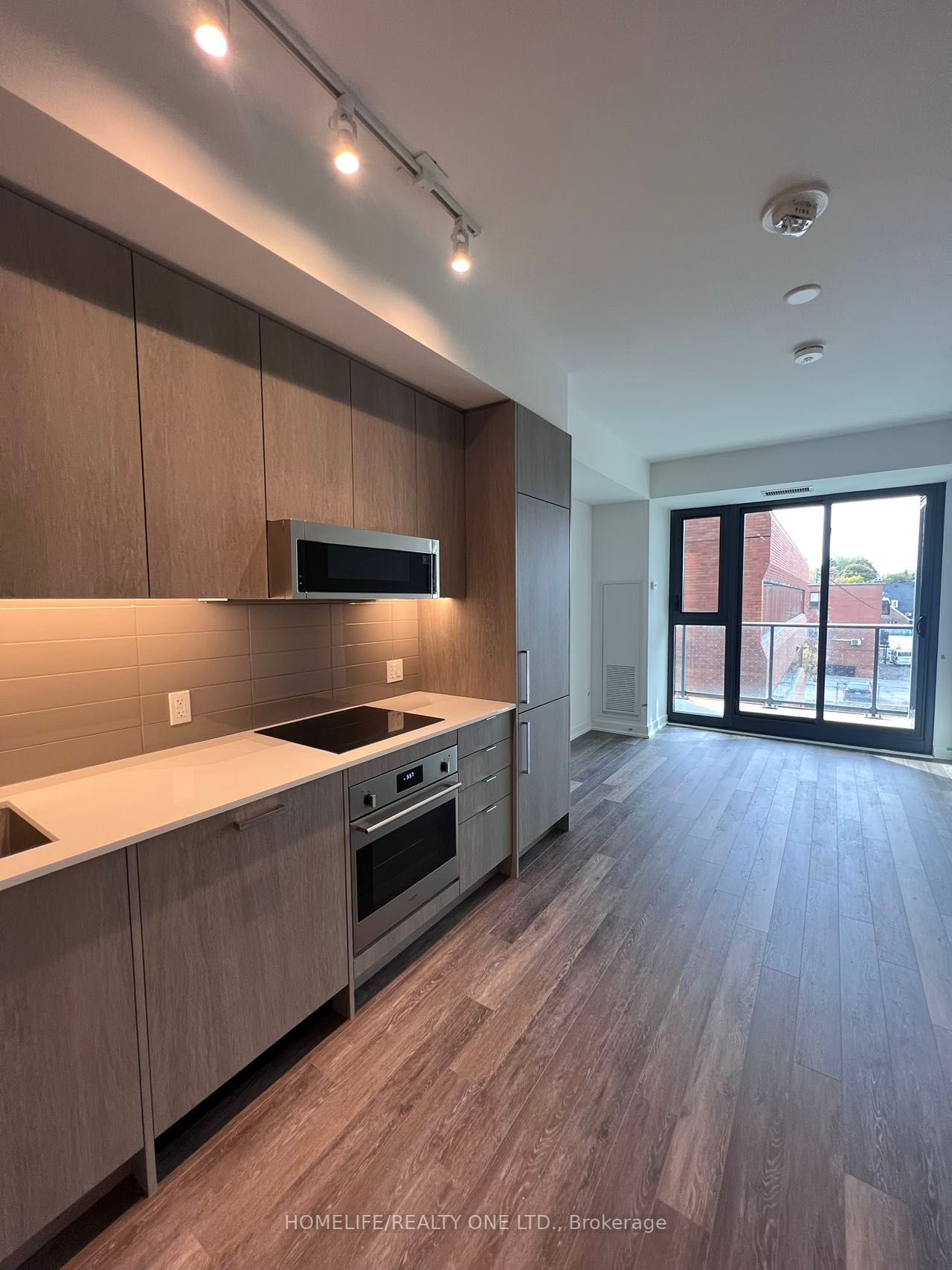 250 Lawrence Ave W, #322