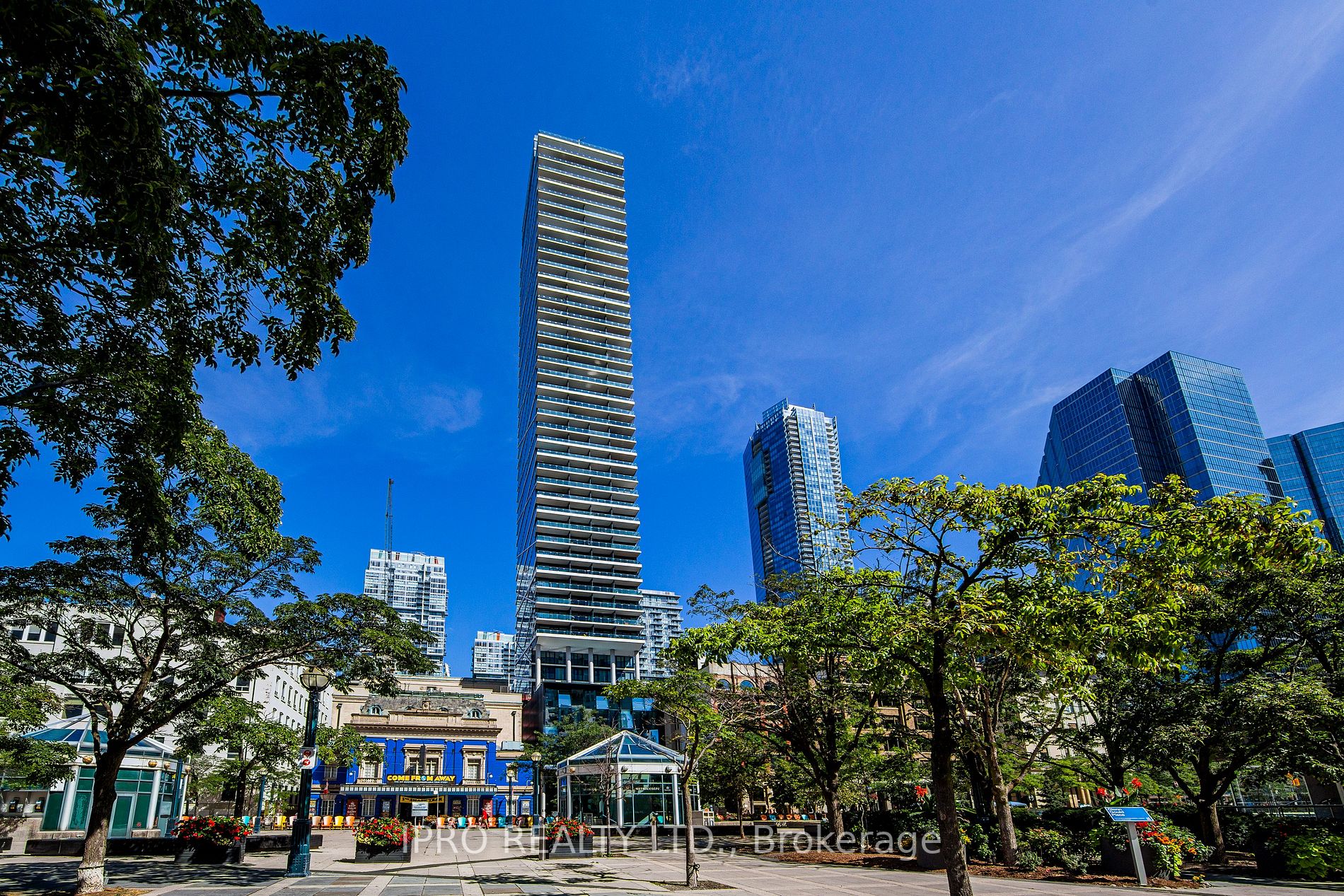 224 King St W, #501