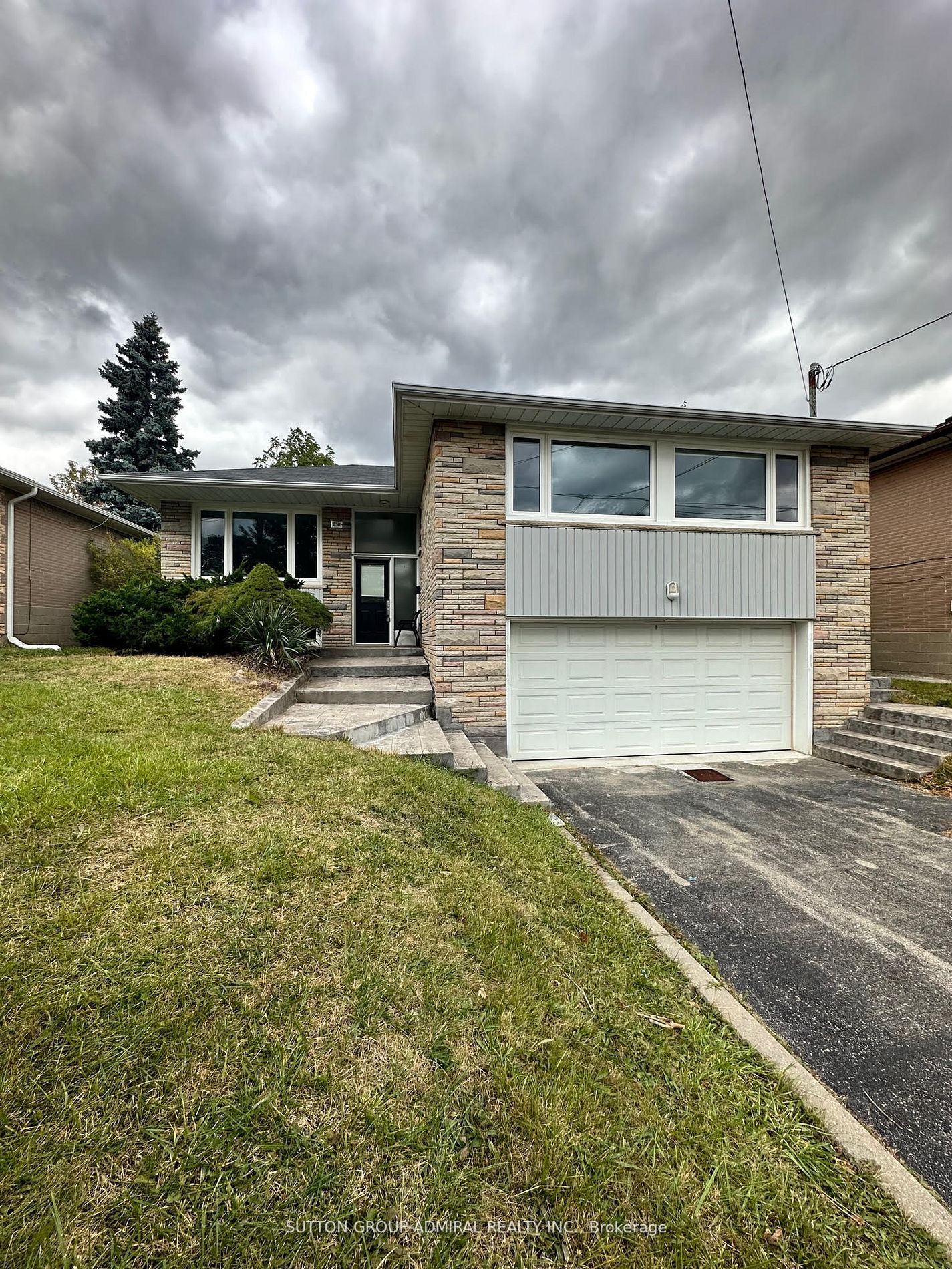 238 Searle Ave