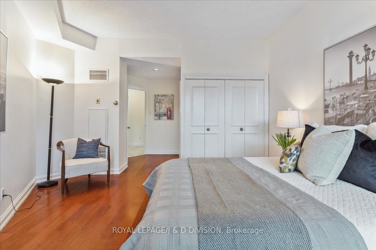 3800 Yonge St, #Ph1