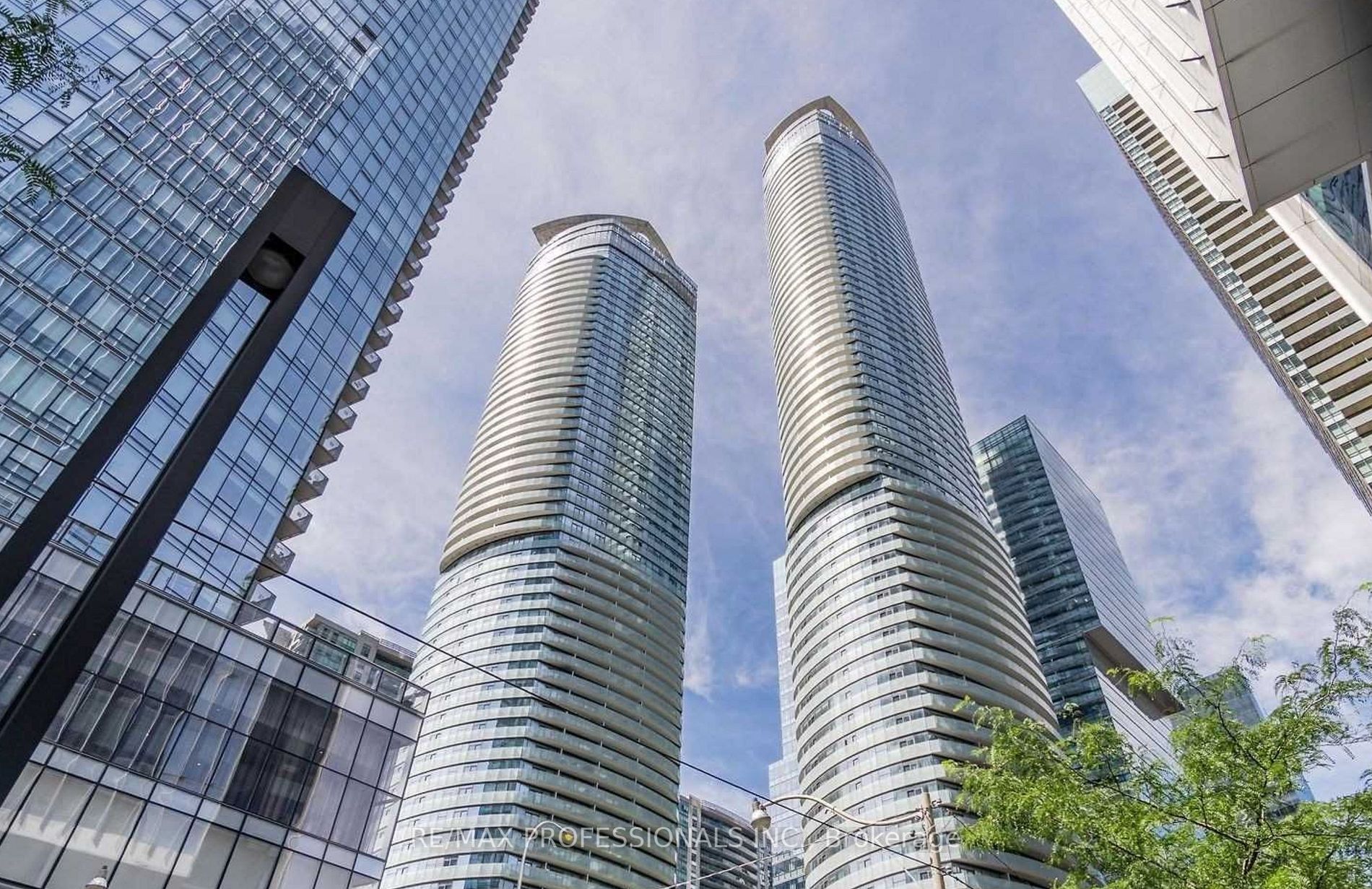 12 York Street #2503