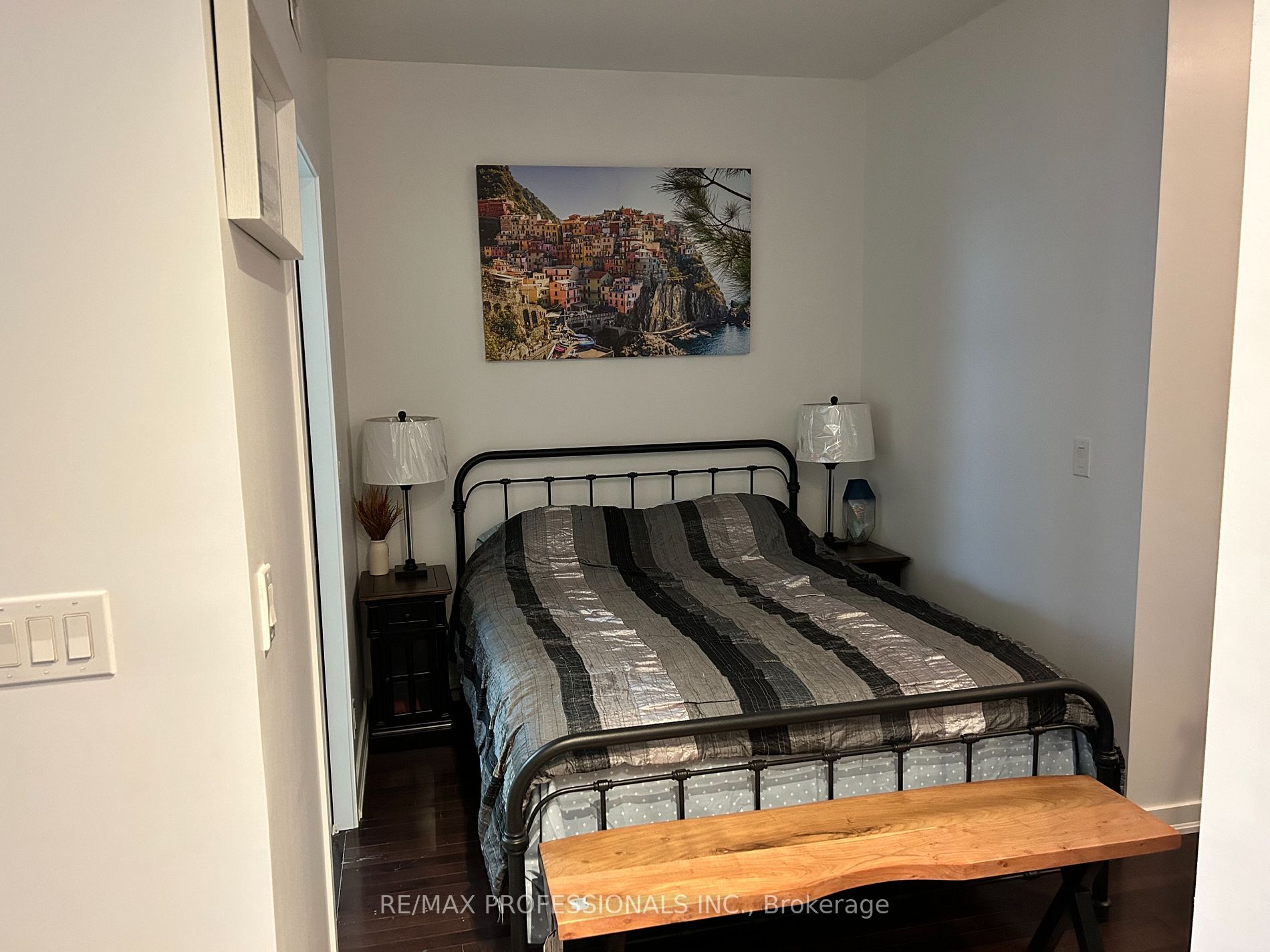 12 York Street #2503