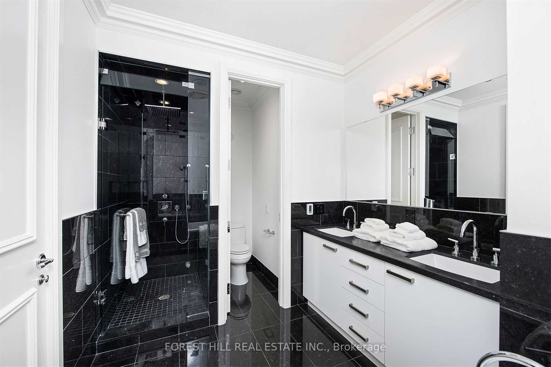 311 Bay St, #4202