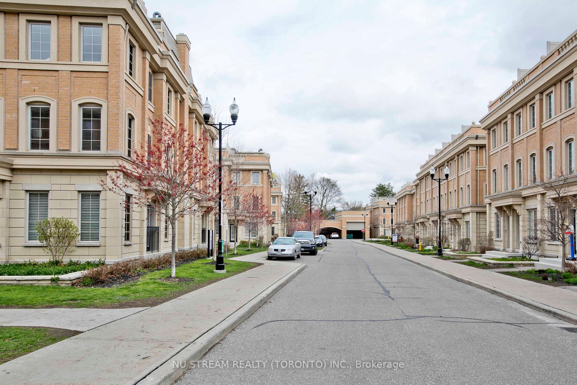 70 Hargrave Lane, #08