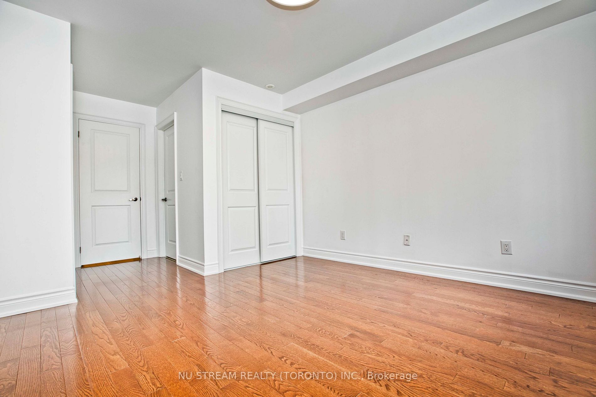 70 Hargrave Lane, #08