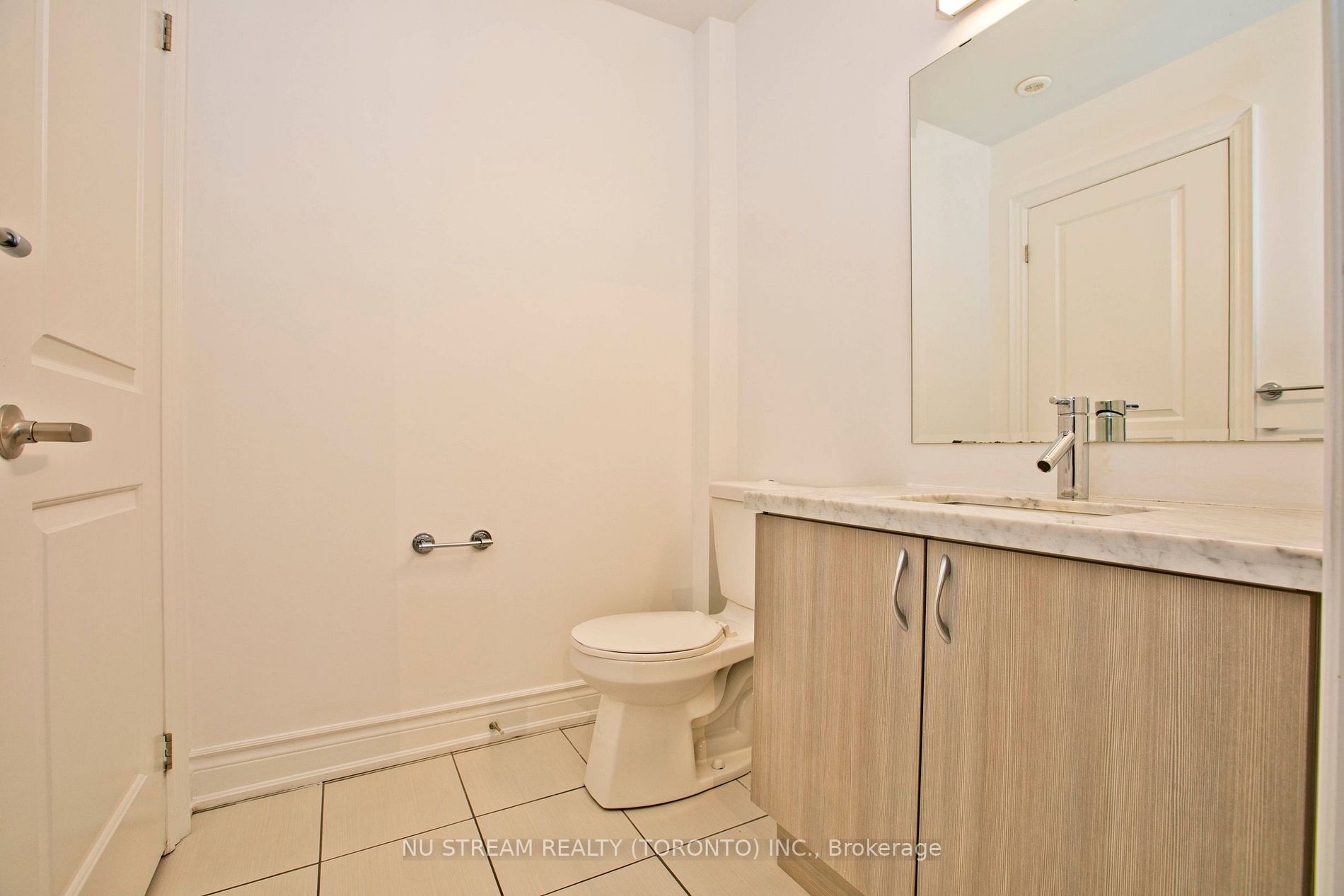 70 Hargrave Lane, #08