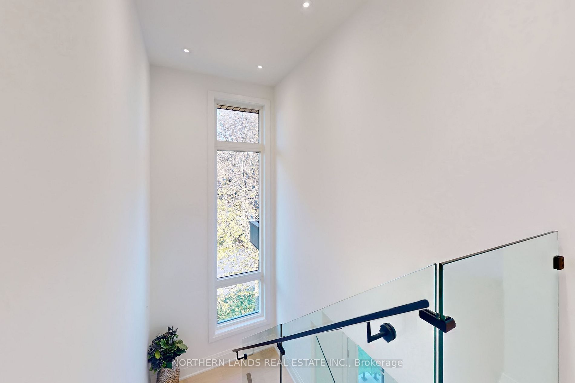 26 LEGATO Court