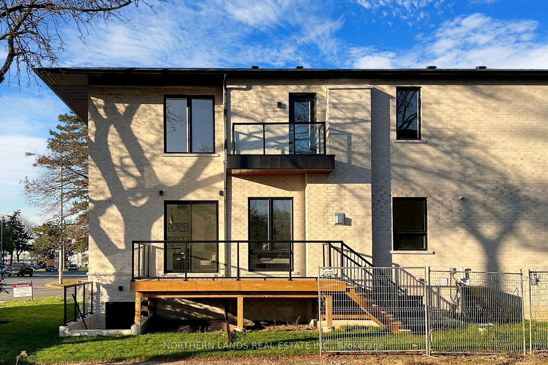 26 LEGATO Court