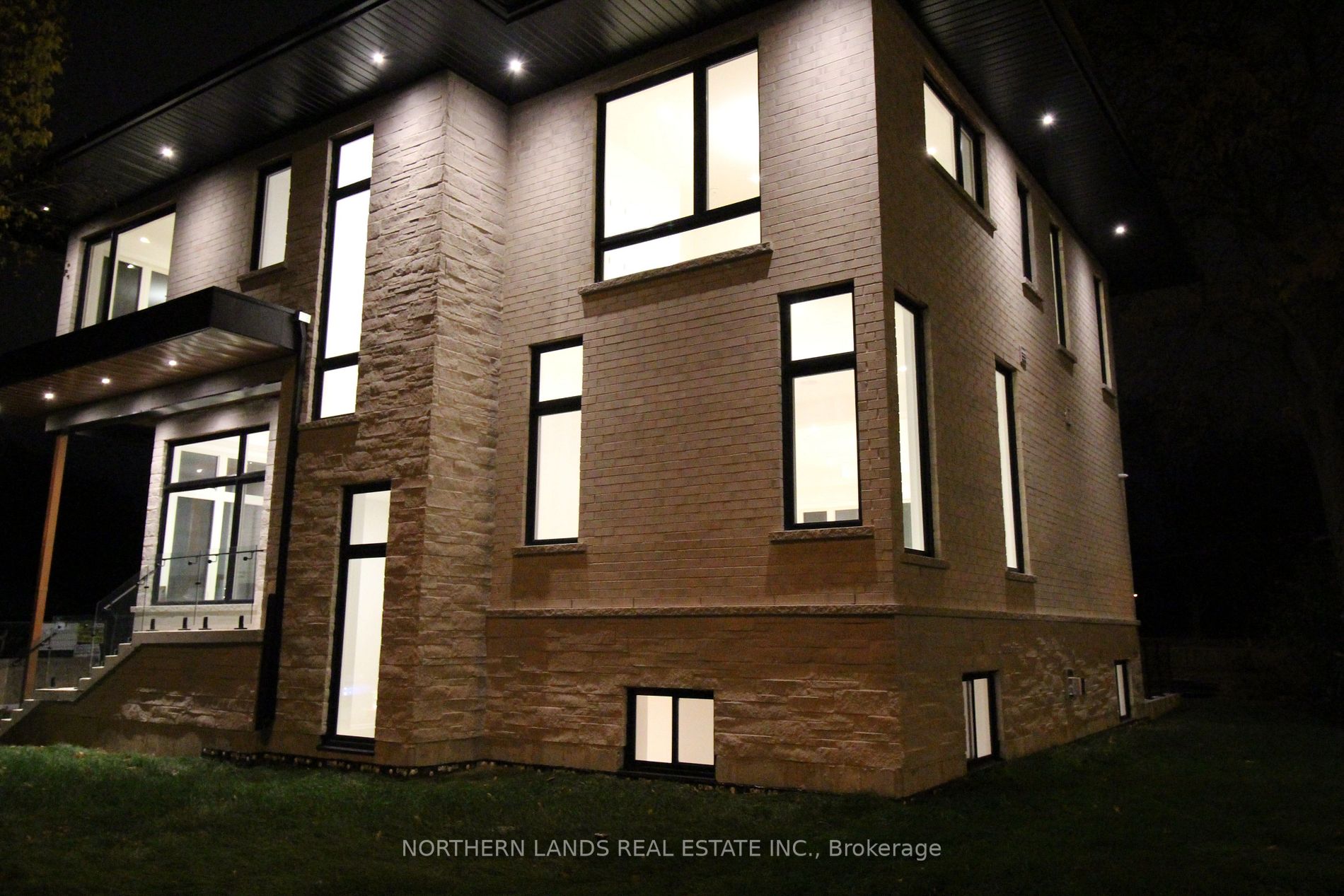 26 LEGATO Court