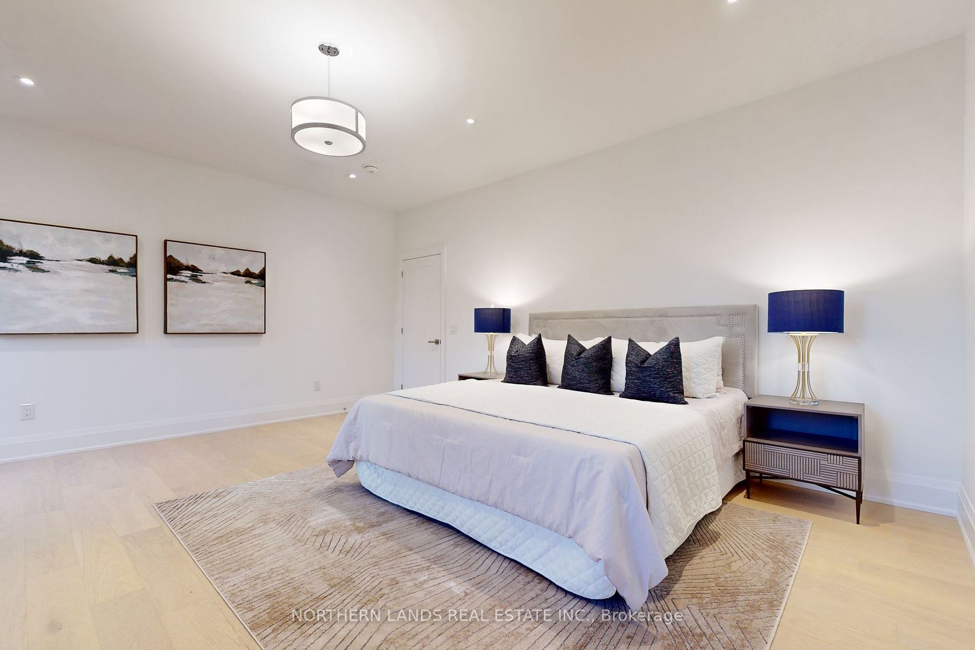 26 LEGATO Court