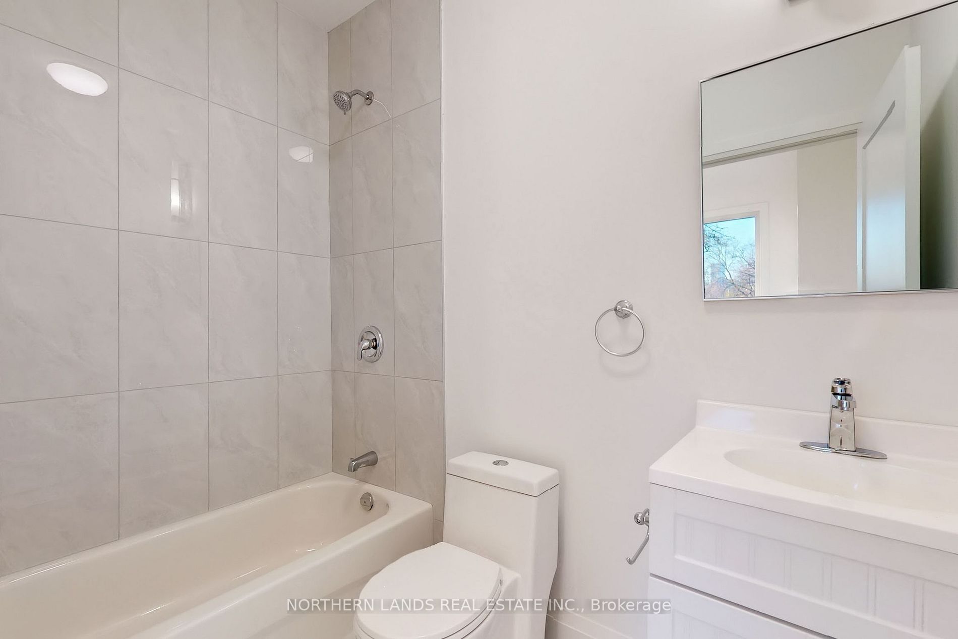26 LEGATO Court