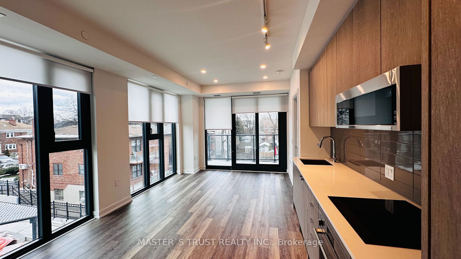 250 Lawrence Ave W, #306