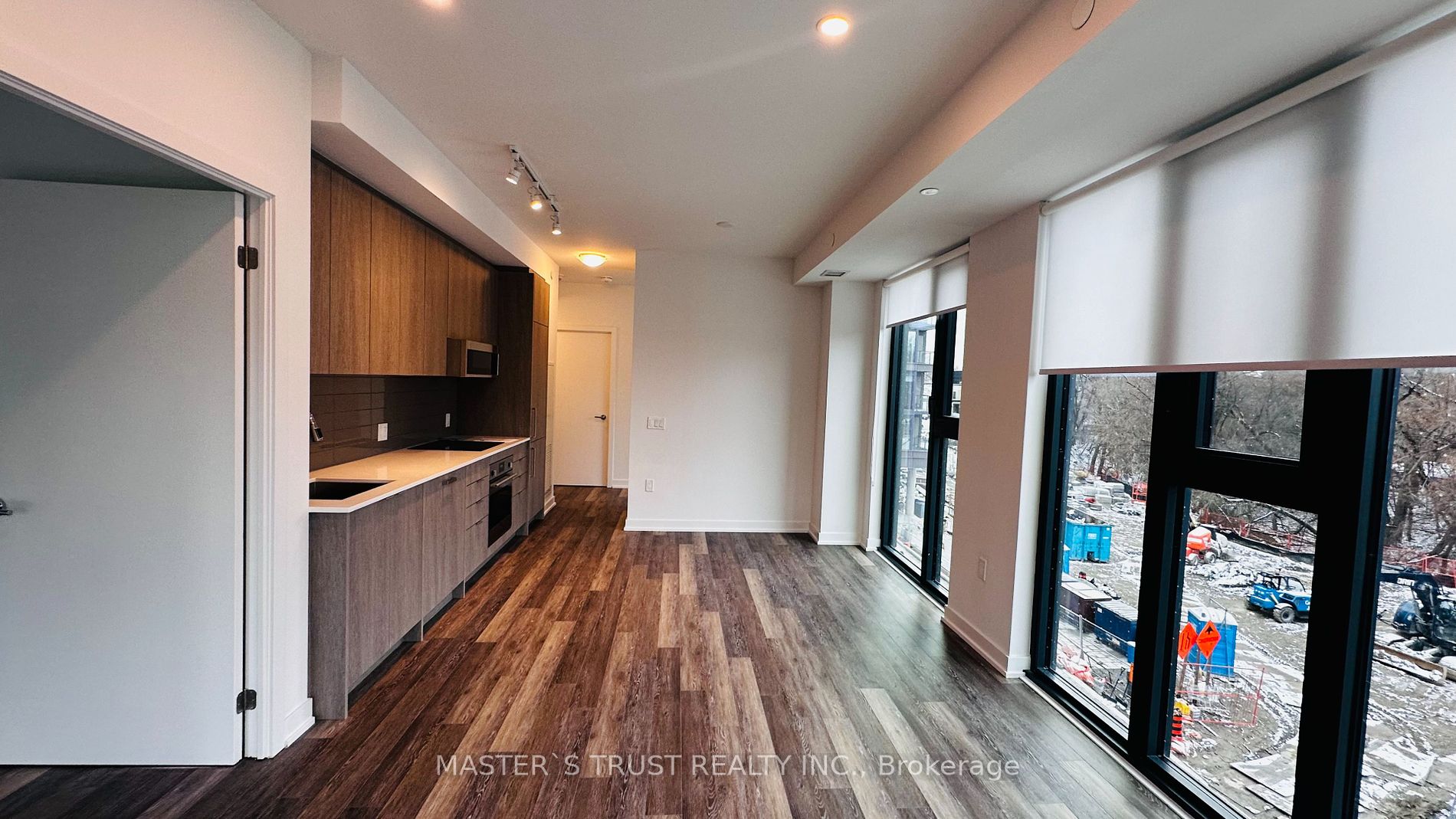 250 Lawrence Ave W, #306