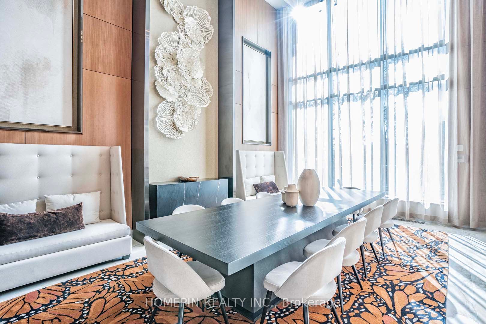 25 Adra Grado Way, #611
