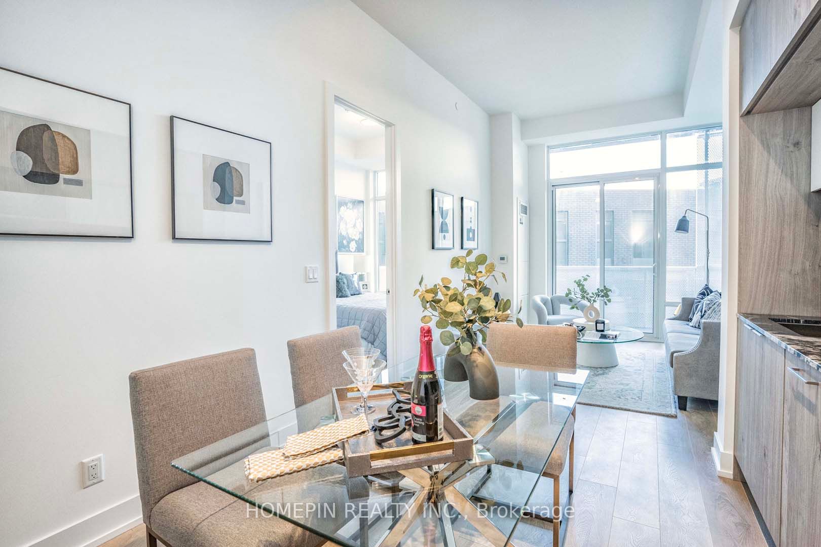 25 Adra Grado Way, #611