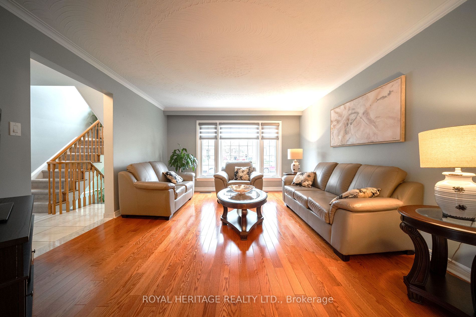 93 Wyndcliff Cres
