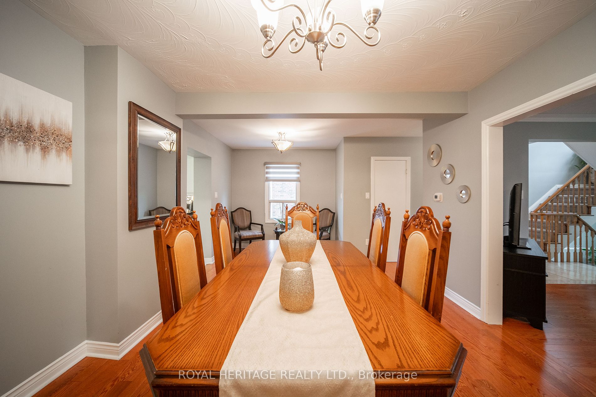 93 Wyndcliff Cres