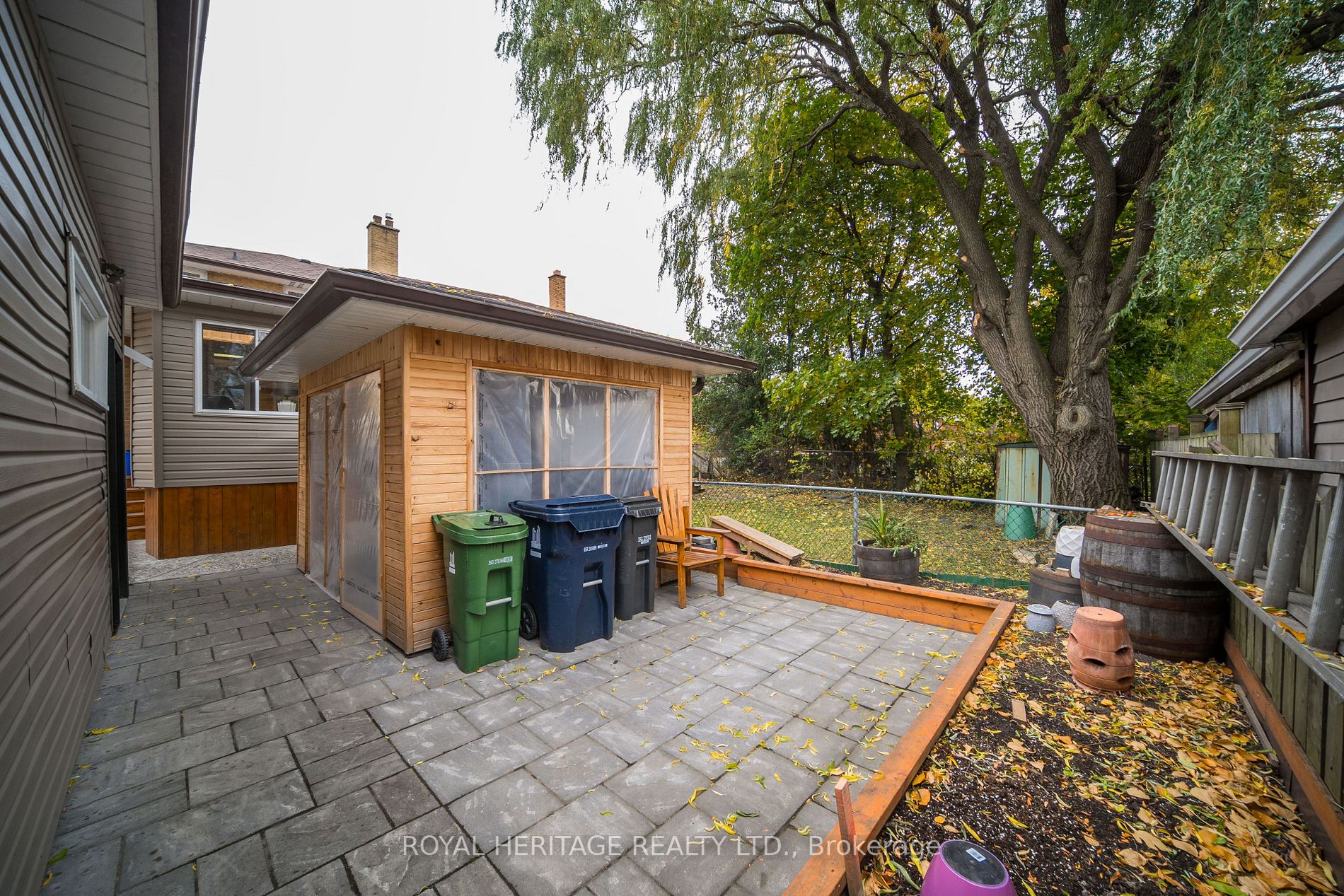 93 Wyndcliff Cres