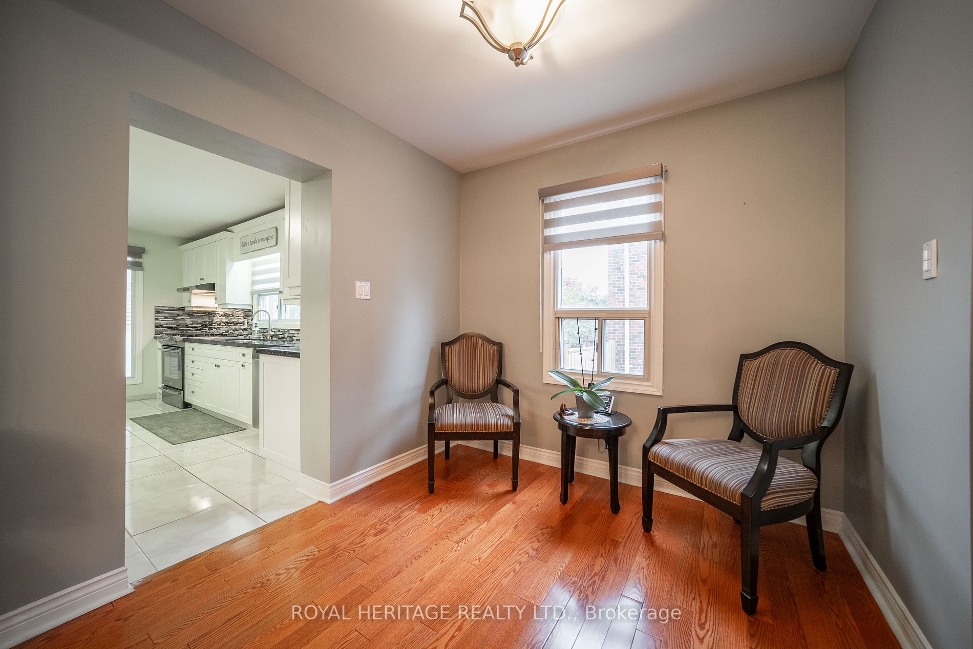 93 Wyndcliff Cres
