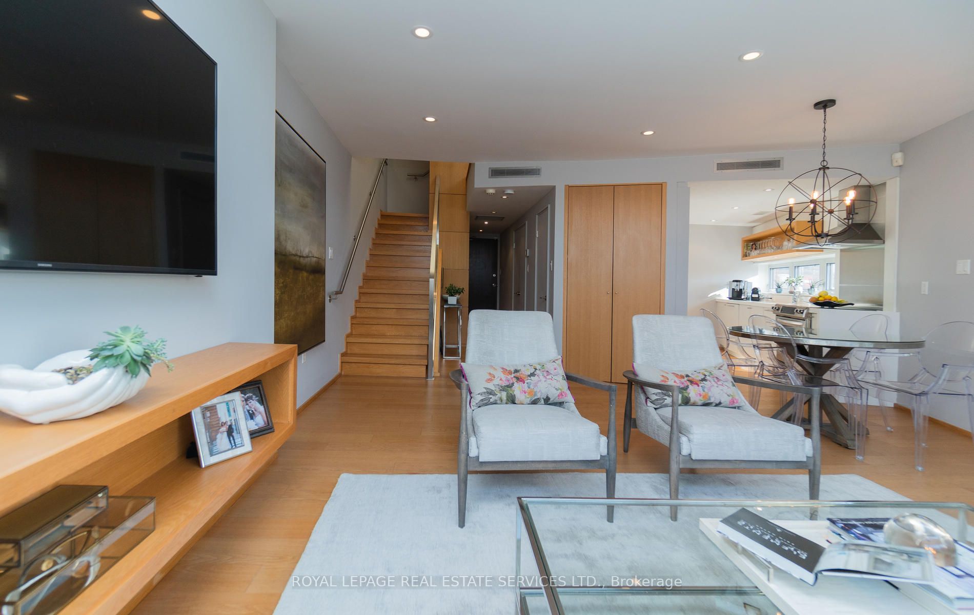 160 Bedford Rd, #301
