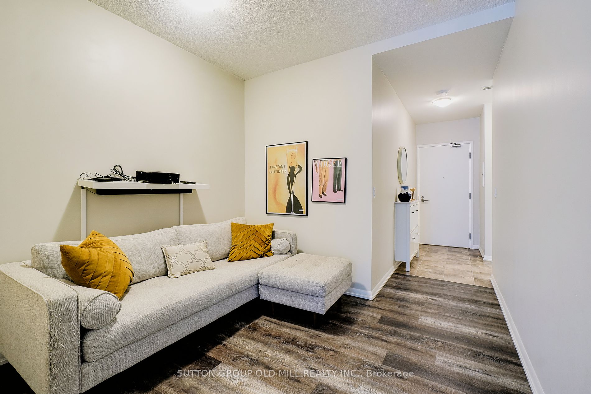 209 Fort York Blvd, #180