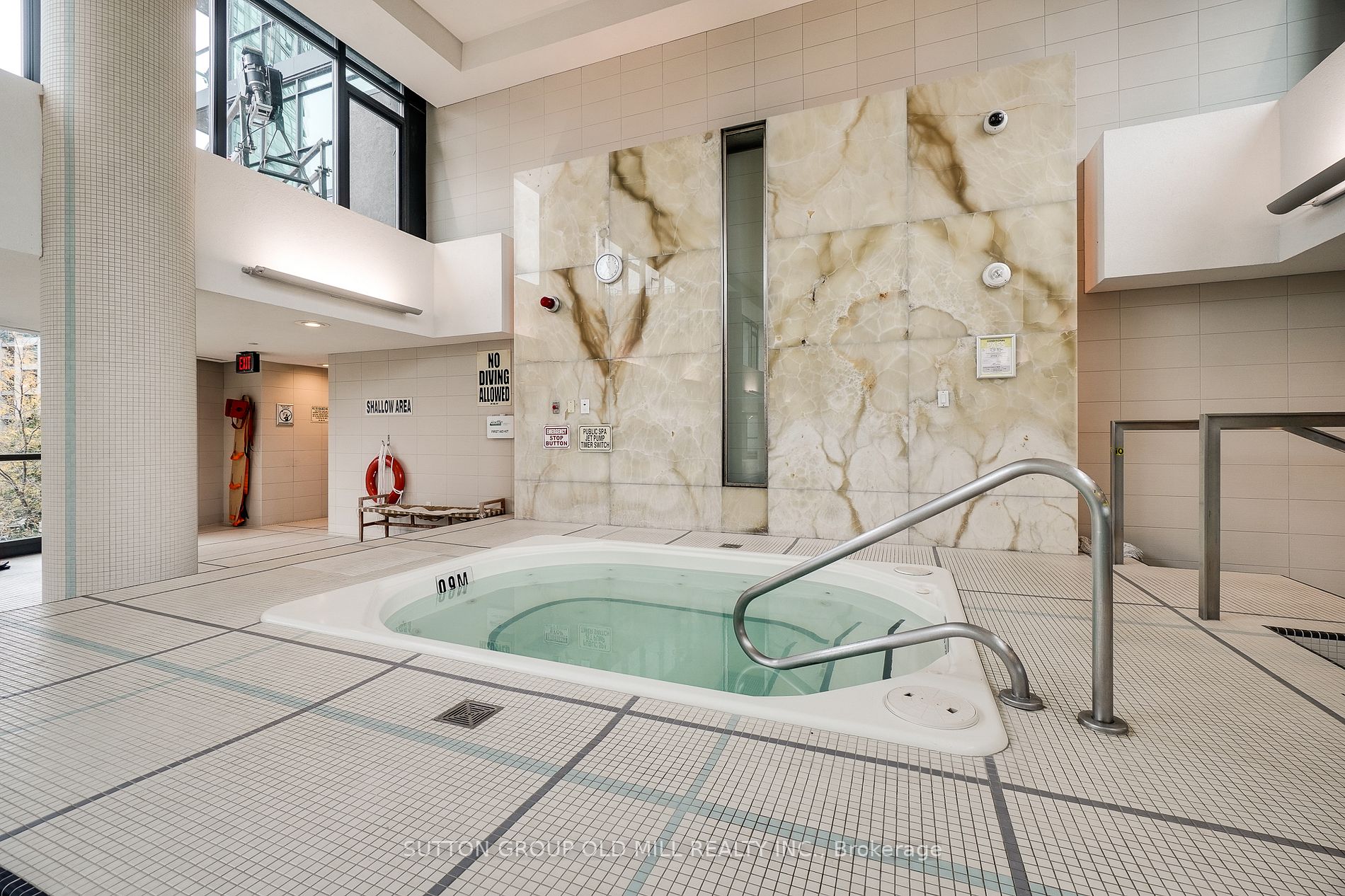 209 Fort York Blvd, #180