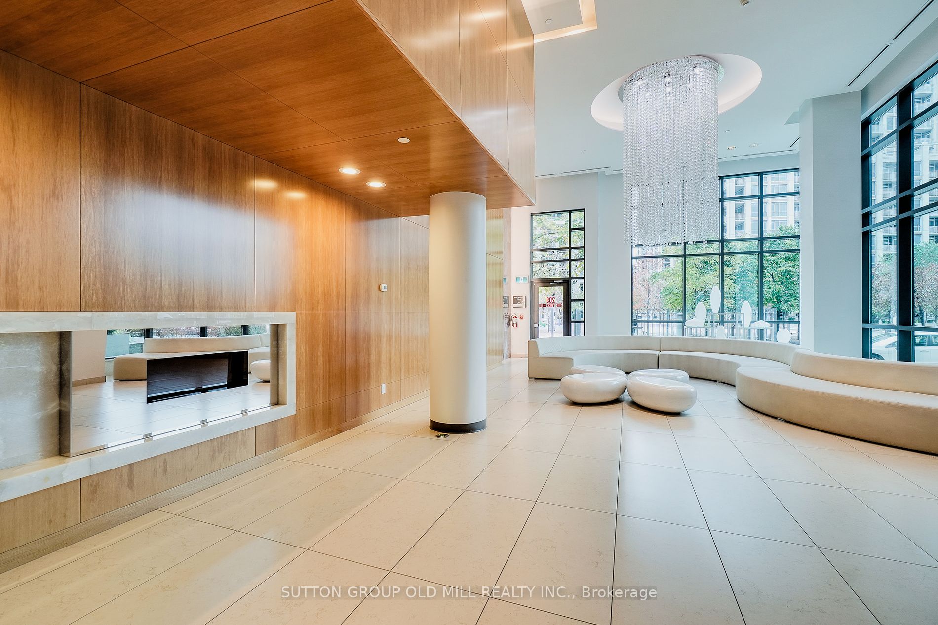 209 Fort York Blvd, #180