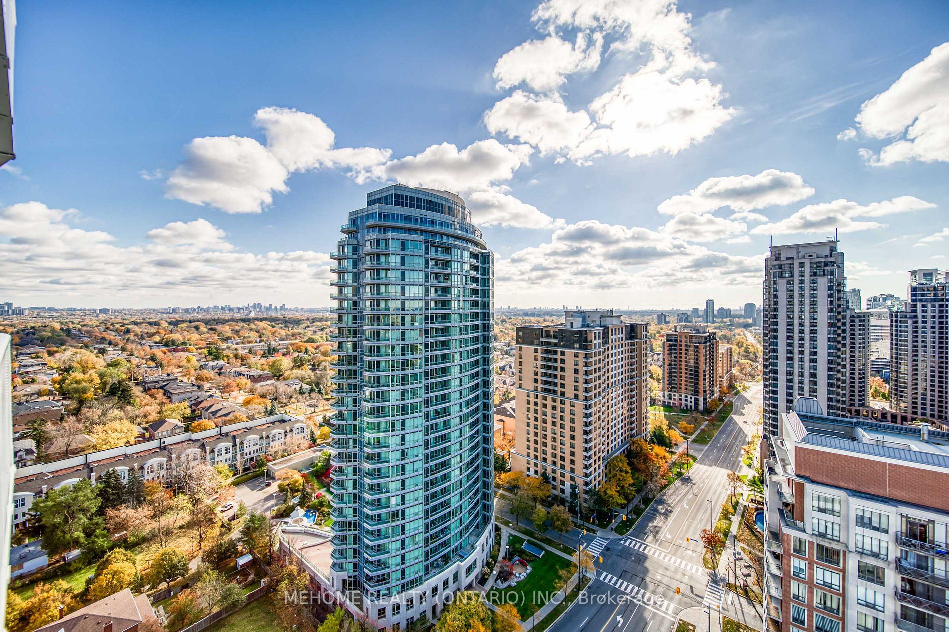 15 Holmes Ave, #2111